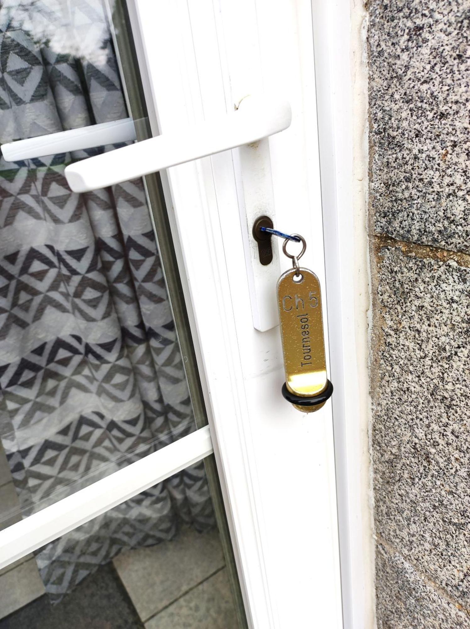 Bed and Breakfast La Minoterie Tessy-sur-Vire Номер фото