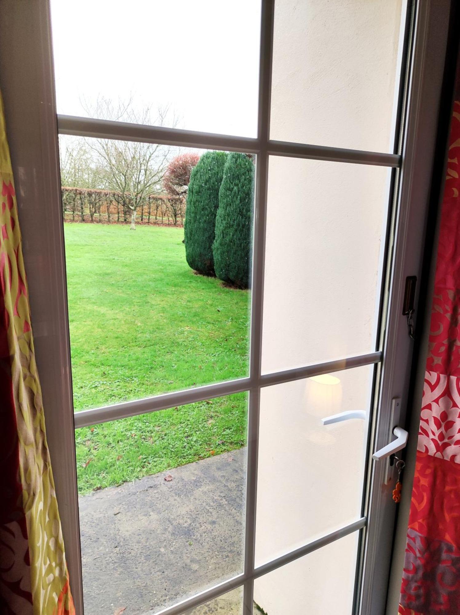 Bed and Breakfast La Minoterie Tessy-sur-Vire Номер фото