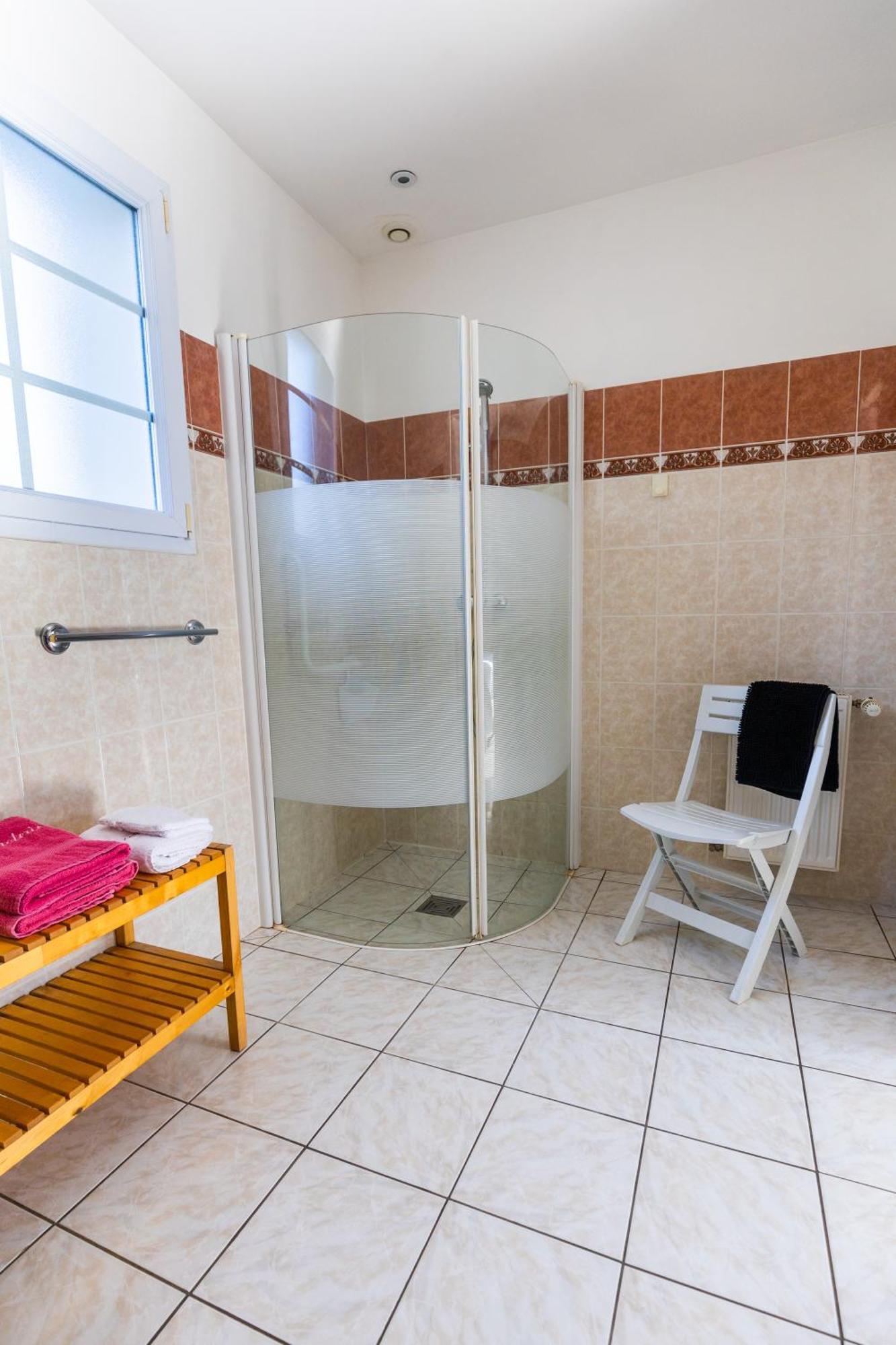 Bed and Breakfast La Minoterie Tessy-sur-Vire Номер фото